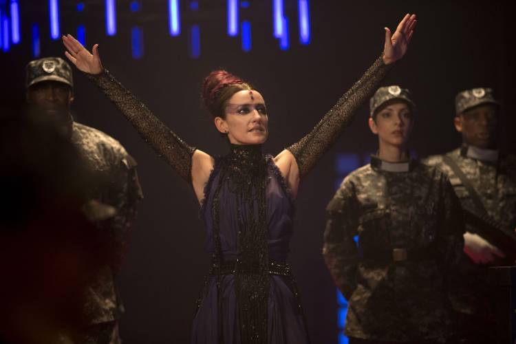 Doctor Who cast share their thoughts on “The Time of the Doctor”