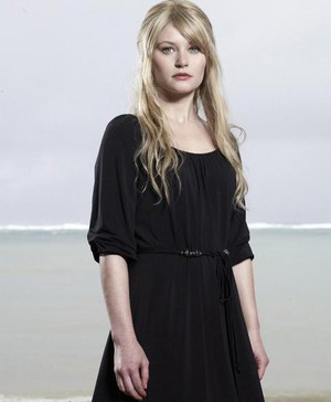 ‘Lost’ loses Emilie de Ravin