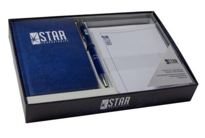 Cover image for DC Comics: S.T.A.R. Labs Desktop Stationery Set (with Pen)